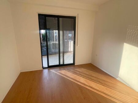 jepet me qera apartament 2+1