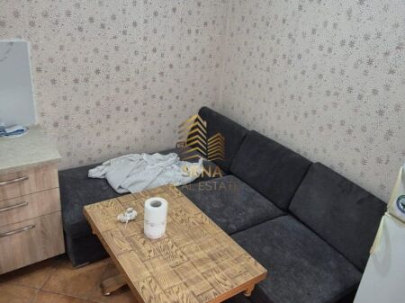 Rent, Private Entrance 1+1, 5 Maji, 40,000 Leke/month