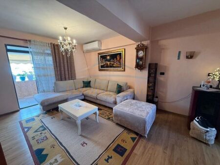 Affitto, Appartamento 2+1, Via Porti, Durres
