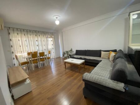 Apartament 2+1 per qera ne Astir !