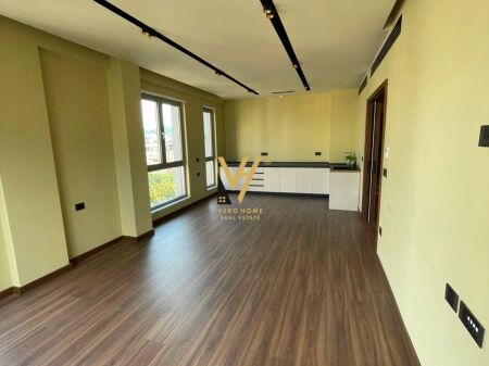 LOCALE COMMERCIALE 110 IN AFFITTO IN VIA KAVAJES 180.000 LEKE