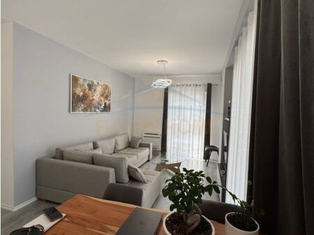 Qera, Apartament 2+1 Univers City, Tirane.UNA59040