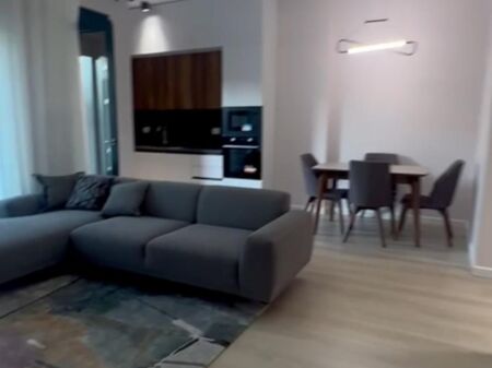Affitto | Apartament 1 + 1 | Rruga e Kosovareve | 900 €/mese