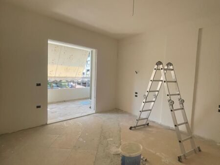 Vendesi in vendita 3+1+2 a Selitë – Di fronte alla Residenza 3D