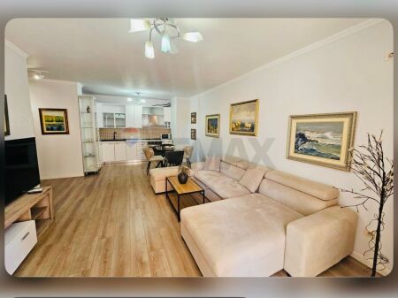 Apartament 1+1 me Qira – Pranë Liceut Artistik