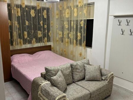 Studio apartment for rent at the Commune of Paris!