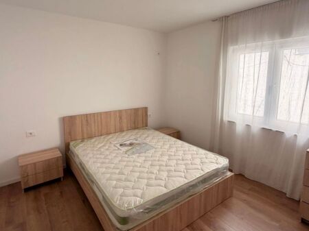 Jepet me qira apartament 1+1 te Sheshi Willson!