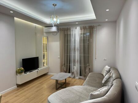 Apartament me qira Vlorë ,+1y kontratë