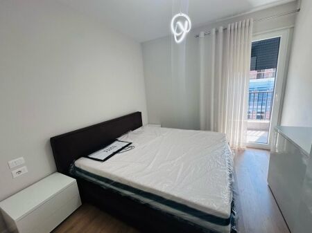 Affittasi Appartamento 2+1+1 Posto Auto + 1 Balcone