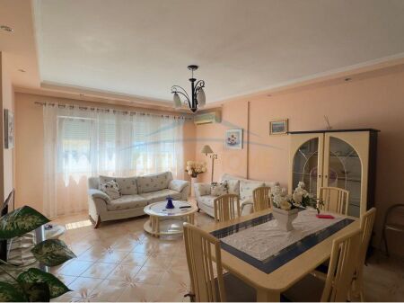 Rent, Apartment 2+1+2, Elbasanit Street, Tirana .