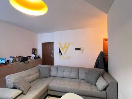 JEPET APARTAMENT 2+1+2+BLK ME QIRA TE RRUGA KOSOVAREVE 90.000 LEKE
