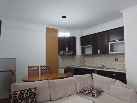 Apartment 2+1 for rent Yzberisht !