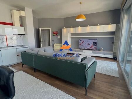 JEPET APARTAMENT ME QERA 2+1+BALLKON "KOPSHTI BOTANIK" 800 EURO