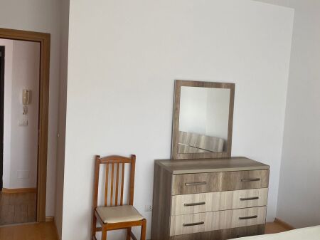 Apartment 1+1, Xhamllik!