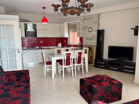 Appartamento 2+1 con Veranda in Affitto – Misto Mame, Tirana