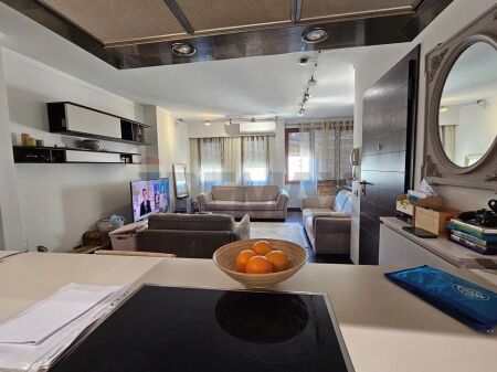 Apartament 1+1 per shitje ne Bllok!