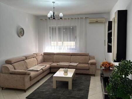 Apartment 3+1+2 bathrooms + balcony for rent – Astir !