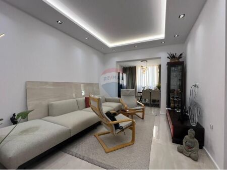💎 Appartamento di Lusso 2+1 in Affitto nel Centro di Tirana! 🌟