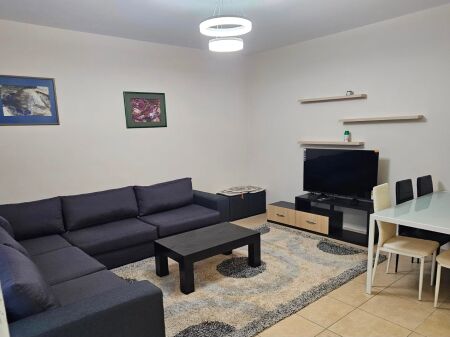 JEPET APARTAMENT ME QERA 2+1, 5 MAJI