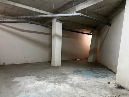 Affitto | Ambjent Biznesi/magazine | Farmacia 10 | 800 €/mese