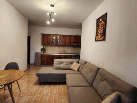Rent | Apartament 1 + 1 Rrethi | Astir | 400 €/month