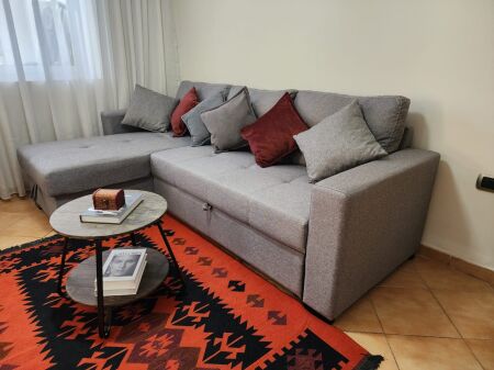 A few minutes away from the High School “Partizani, a 1+1 furnished apartment is for rent. 45,000 Leke (non-negotiable)