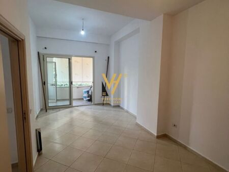 OFFICE 70 M2 FOR RENT AT NEW RING 40,000 LEKE