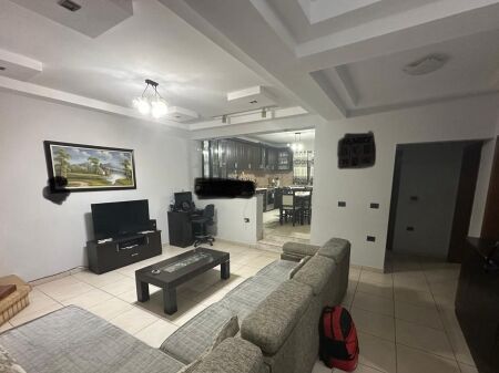 Rent | Vilë 3 + 1 | Laprake | 500 €/month