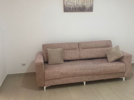  Apartament 1+1 me qera Don BoskoÇmimi: 65.000 lekë/muaj i diskutueshëm
