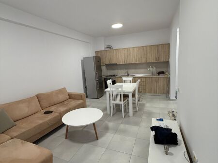 2+1 a golden park sp amerikan 3,600 mila lek