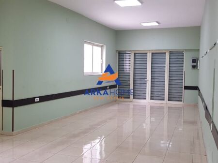 SHOP FOR RENT 100M2 "RRUGA BARDHYL" 100000 LEKE