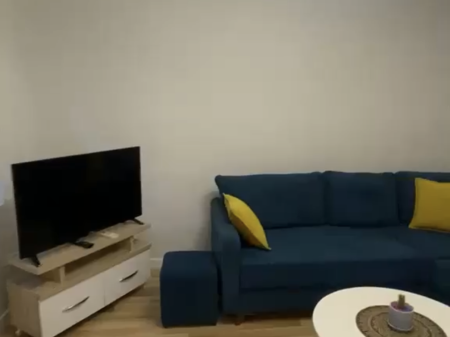 Apartament me qera te Rruga Fortuzi !