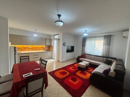 Jepet me qera apartament 1+1 ne Myslym Shyri