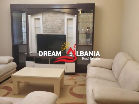 Appartamento in affitto 3+1+2 Bagni +3 balconi +garage Ambasciata Americana. (ID 4231502)