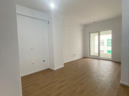 VENDESI APPARTAMENTO 1+1 – RESIDENZA KAIMI, ALI DEMI