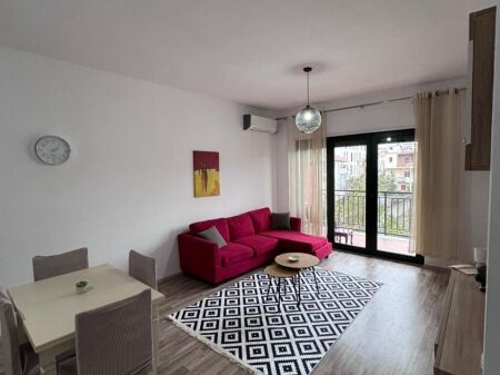 Appartamento 1+1+1 Balcone In Affitto