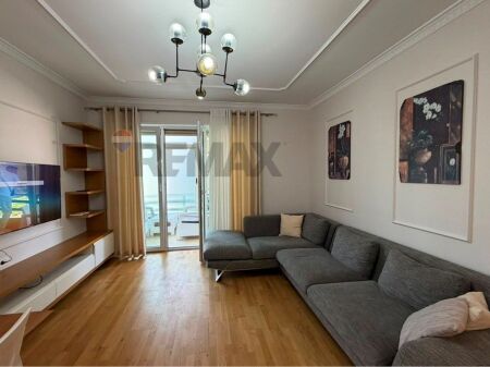 Apartament 3+1+Parkim ne shitje Kopshti Zoologjik
