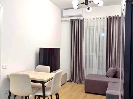  Jepet me Qira Apartament 1+1 ne Ali Dem tek  Kompleksi Kadiu, 450 mije leke