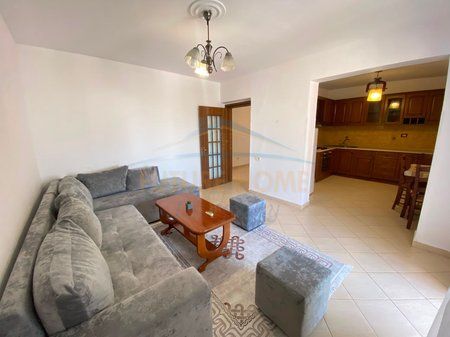Qera, Apartament 1+1, Rruga e Dibres, Tiranë.