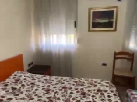 Garsionere me qera, Blloku Ambasadave!