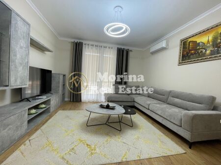 Affitto | Apartament 2 + 1 | Rruga e Elbasanit | 800 €/mese
