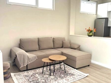  Apartment 1+1 for Rent in Xhamllik, 500 thousand leke
