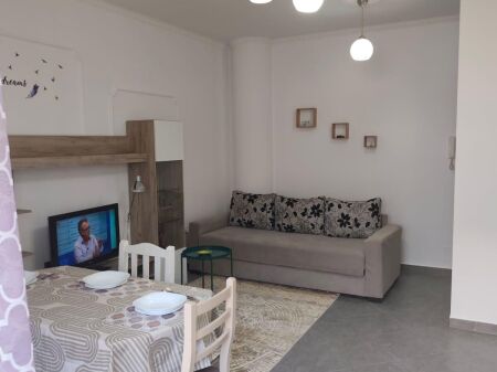 21 Dhjetori Jepet 1+1 Me Qera (magneti)