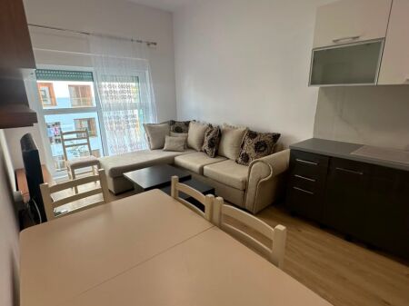 For rent 2+1 apartment at Rezidenca Kadiu, never inhabited before 450 EURO