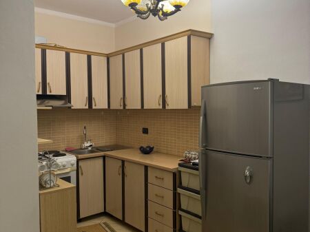 Rent | Apartament 1 + 1 | Rruga Loni Ligori | 400 €/month