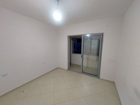 Rent | Apartament 2 + 1 | Rruga 5 Maji | 450 €/month