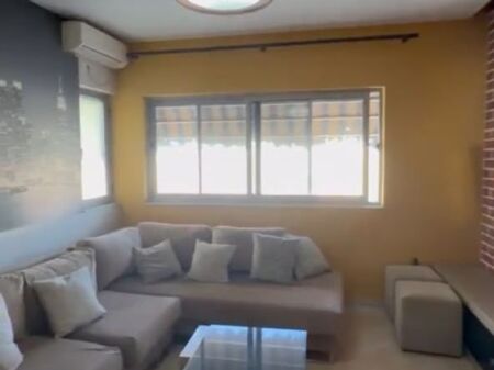 Jepet me qera super apartament 1+1+bllk Astir, Perball Viles L