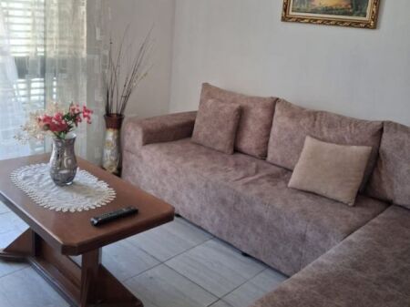 Apartment 2+1+2 for rent in Allias, Njazi Meka Street.