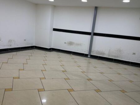 🏢 Duplex for rent for business  📍 Barrikadave Street💰 60,000 Lek/month