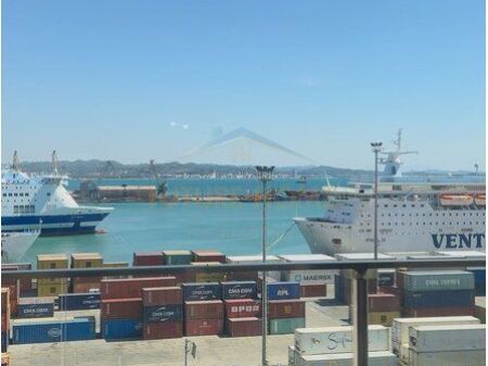 Durres, appartamento 3+1+Balcone in affitto, 8° piano, 138 m²